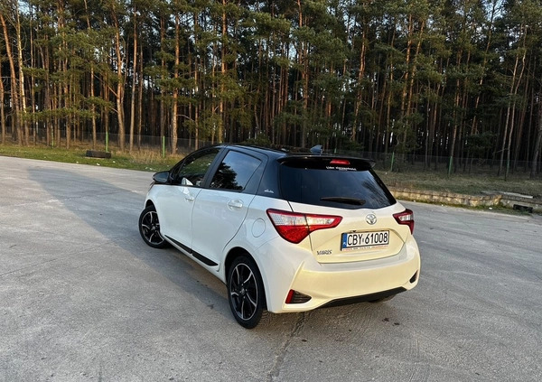 Toyota Yaris cena 59500 przebieg: 64400, rok produkcji 2018 z Bydgoszcz małe 92